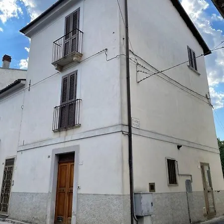 Дом отдыха Casa Italica - A Quaint Getaway In Rural Italy Corfinio